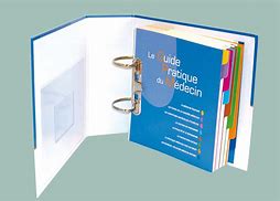 1 classeur avec 7 intercalaires